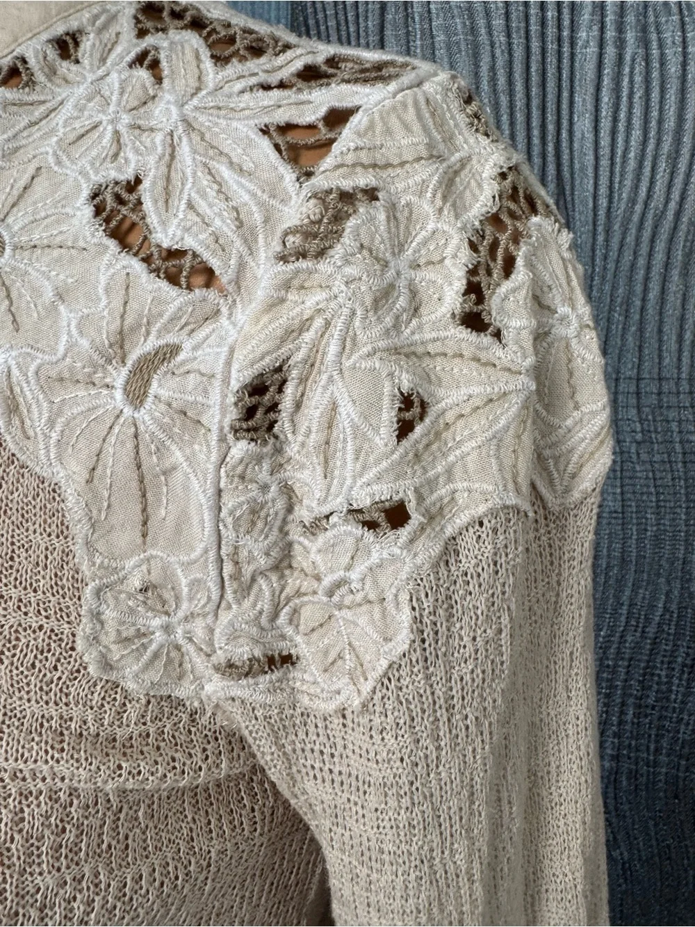 FREE PEOPLE Women’s Beige Lace-Yoke Henley Knit Top Size XS